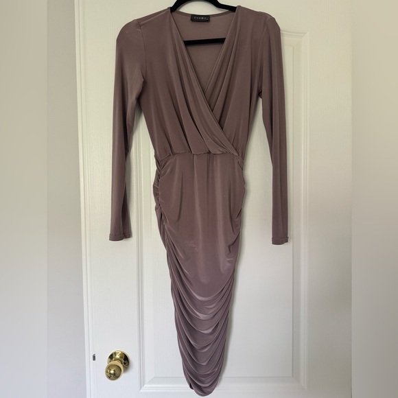 Elegant Mauve Long Sleeve Dress - Picture 1 of 2